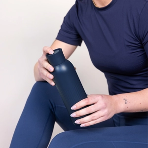 Gourde isotherme acier recyclé - 500 ml avec bouchon poussoir personnalisable