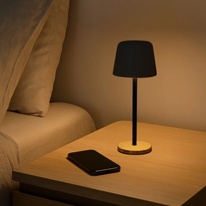 Lampe de table Solis est entièrement réglable - 3 modes d'éclairage personnalisable