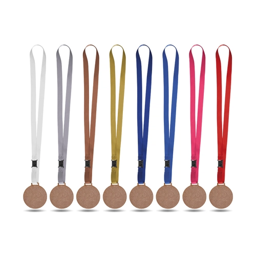 image du produit Médaille en MDF avec cordon satin made in france - découpe à la forme
