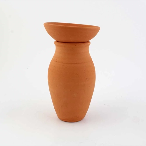 image du produit Pot en terre cuite personnalisable pour irrigation
