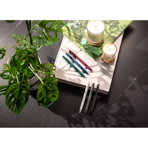 image du produit Stylo à bille en aluminium recyclé avec finition en caoutchouc